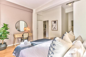 The Piazza 1 Bedroom spacious apartment with Study